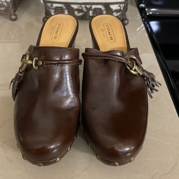 Coach brown leather tassel mules with side studs 7.5B - Picture 1 of 9